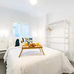 Alcaine City Center Apartment